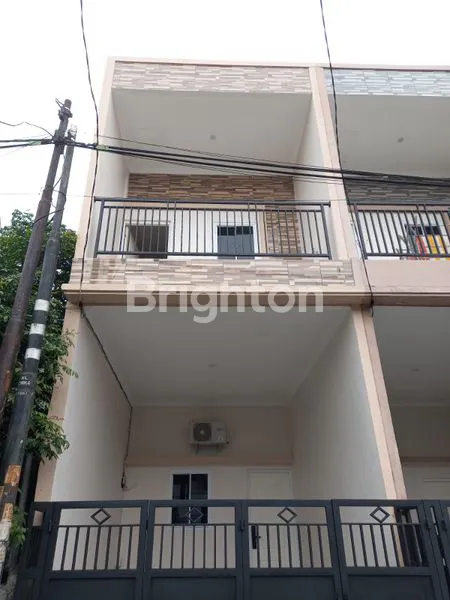 RUMAH BARU CIPONDOH 2LT  , TANGERANG