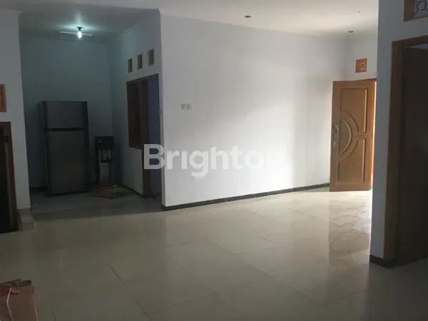 image DEKAT TOLL DENGAN PERABOTAN (6)