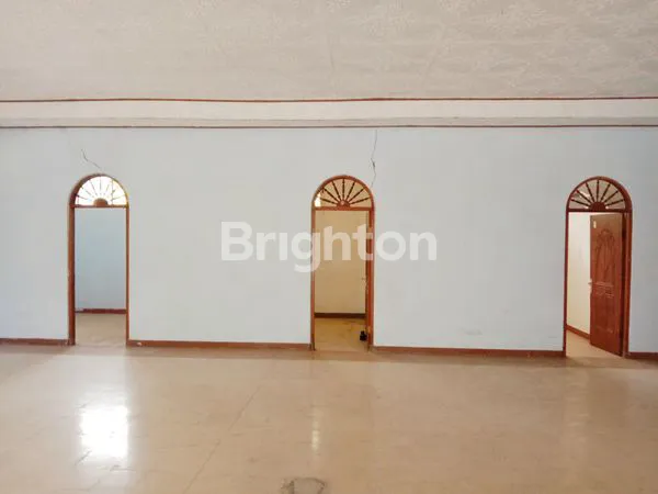 image DIJUAL RUMAH MANGUHARJO MADIUN (5)