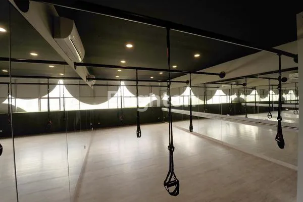 image RUKO 3 LT PARAMOUNT GADING SERPONG (2)