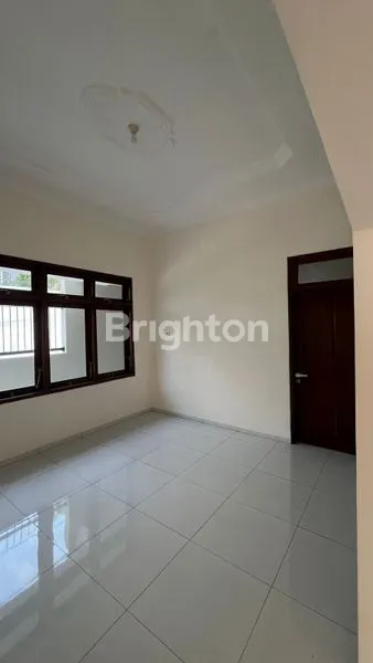 image RUMAH LUAS SIAP HUNI DI PRINGGODANI RAYA SEMARANG (3)