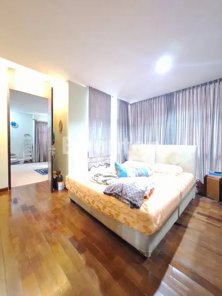 image RUMAH MODERN SIAP HUNI LEBAK BULUS JAKARTA SELATAN (7)