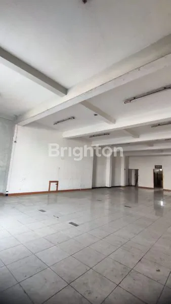 RUKO LUAS 2 LANTAI JALAN NASIONAL DI TULUNGAGUNG