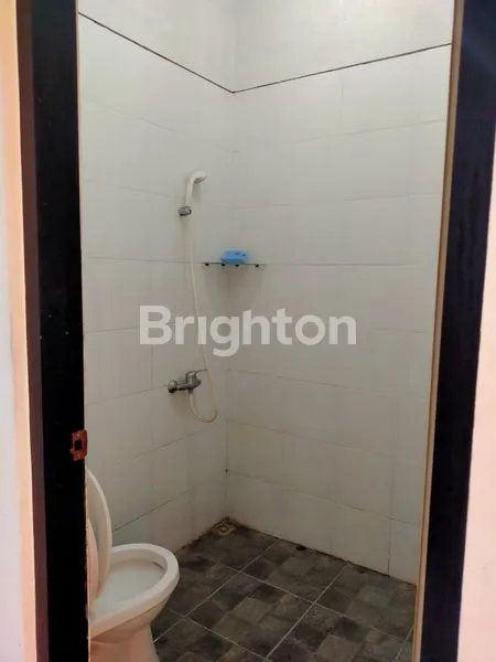 image RUMAH DI PERUMAHAN TAMAN PONDOK INDAH WIYUNG SURABAYA  (3)