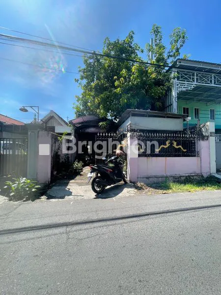 image RUMAH HITUNG TANAH NOL JALAN RAYA PACAR KEMBANG SURABAYA (1)