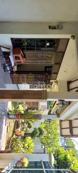 image DIJUAL RUMAH HOOK RUNGKUT ASRI (1)