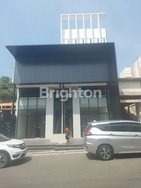 DIJUAL RUKO 3 LANTAI SIAP UNTUK USAHA :