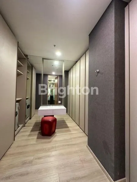 image APARTEMEN MEWAH DI ALAM SUTERA FULLY FURNISHED LANTAI RENDAH (2)
