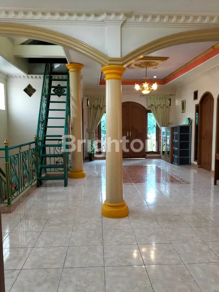 image DIJUAL RUMAH BAGUS SIAP HUNI LOKASI DALAM KOMPLEK, DEPAN TAMAN DI PONDOK KOPI JAKARTA TIMUR (5)