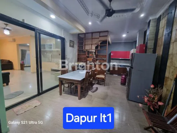 image RUMAH CANTIK DUA LANTAI DI SUKAJADI (5)