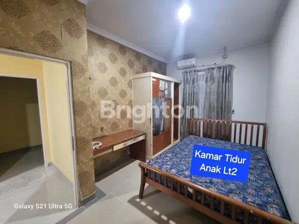 image RUMAH CANTIK DUA LANTAI DI SUKAJADI (8)