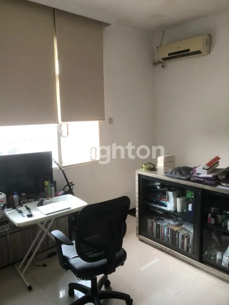 image RUMAH DI METRO PERMATA 1 KARANG TENGAH CILEDUG (2)