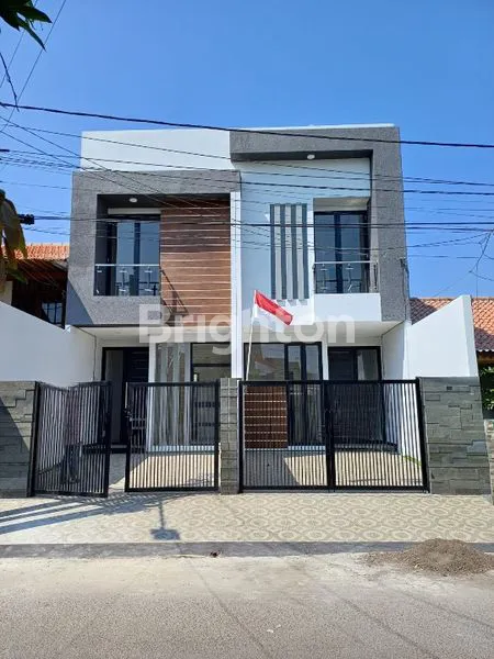 image RUMAH BARU DENGAN LOKASI YANG NYAMAN SERTA JALAN TIDAK MBLUSUK DI WISMA MUKTI (1)