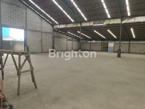 image STRATEGIS, TERAWAT, MANTAP & OKE BANGET SURVEY NEGO LANGSUNG DENGAN OWNER JL.RAYA KAMPUNG KRAMAT, PEMDA CIBINONG (5)