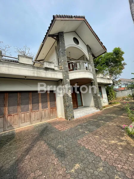 image RUMAH STRATEGIS ROW JALAN 2 MOBIL DEKAT BANDARA PONDOK CABE TANGERANG SELATAN (1)