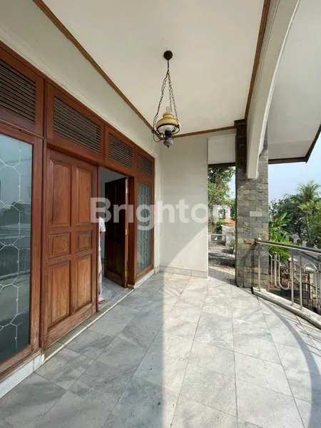 image RUMAH STRATEGIS ROW JALAN 2 MOBIL DEKAT BANDARA PONDOK CABE TANGERANG SELATAN (3)