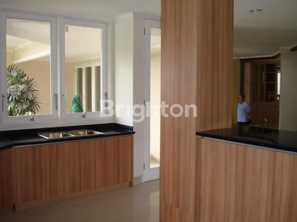 image RUMAH BANGKA BEBAS BANJIR COCOK UNTUK TEMPAT TINGGAL ATAU USAHA AREA ELITE BANGKA MAMPANG JAKARTA SELATAN (6)