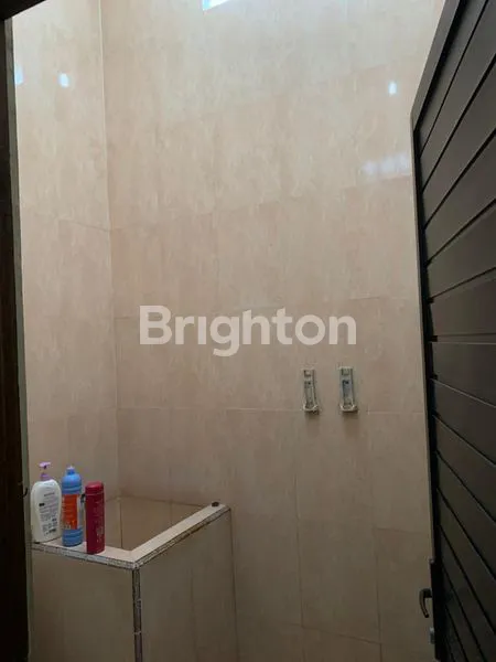 image RUMAH FULL FURNISH SANGAT TERAWAT DI TENGAH KOTA SOLO (8)