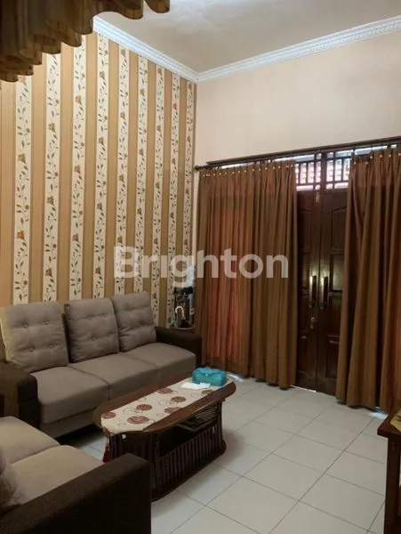 image RUMAH SIAP HUNI 1 LANTAI FULL FURNISH DI MANAHAN - SOLO KOTA (6)