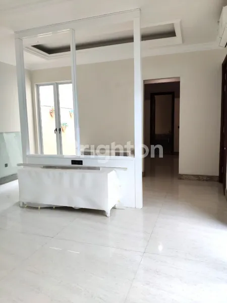 image PREMIUM SPEC NEW HOUSE TERMURAH DI AREA CLUB HOUSE GOLF GRAHA FAMILI (2)