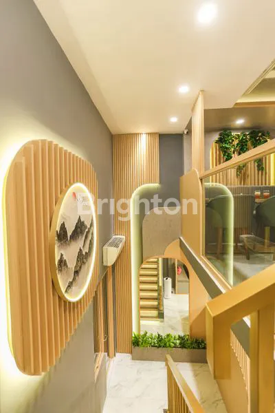 image SURVEY PASTI OFFER RUKO DALTON 5LT + ROOFTOP SIAP PAKAI 3 LANTAI RESTORAN + 1 LANTAI KANTOR + ROOFTOP (5)