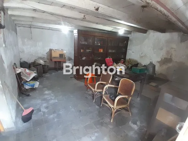 image RUMAH DI JALAN ARTERI PUSAT KOTA KEDIRI (4)