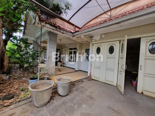 image JUAL RUMAH HITUNG TANAH JEMUR ANDAYANI DEKAT SEKOLAH PETRA,CAROLUS (2)