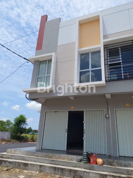 image RUKO DREAMLAND SQUARE DI BATAM (1)