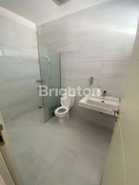 image JUAL RUMAH 2 LANTAI BAGUS SEKALI DI VICTORIA VALLEY BSB CITY SEMARANG (6)