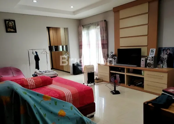 image DIJUAL RUMAH PREMIUM DI MADIUN KOTA (7)