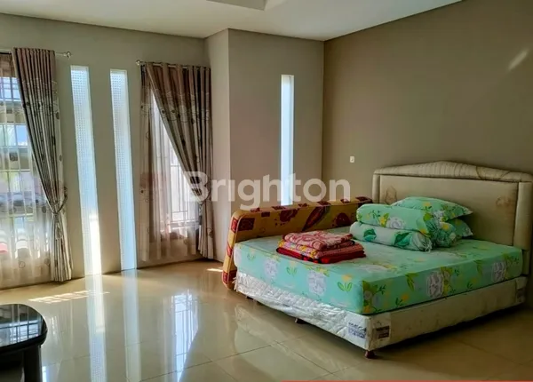 image DIJUAL RUMAH PREMIUM DI MADIUN KOTA (8)