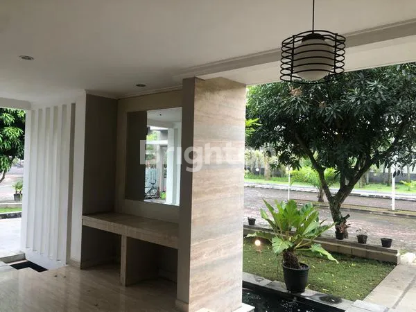 image RUMAH MEWAH 2 LANTAI DI DALAM PERUMAHAN CLUSTER AREA KALIURANG (7)