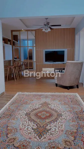 image RUMAH CANTIK & MODERN DEKAT PUSAT KOTA DI ROYAL BAY (2)