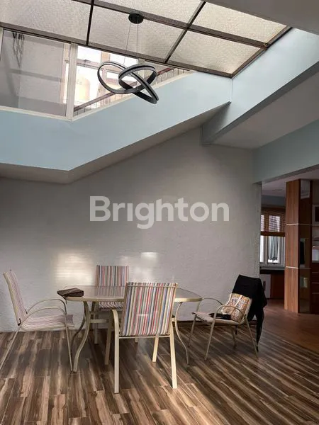 image RUMAH CANTIK & MODERN DEKAT PUSAT KOTA DI ROYAL BAY (6)