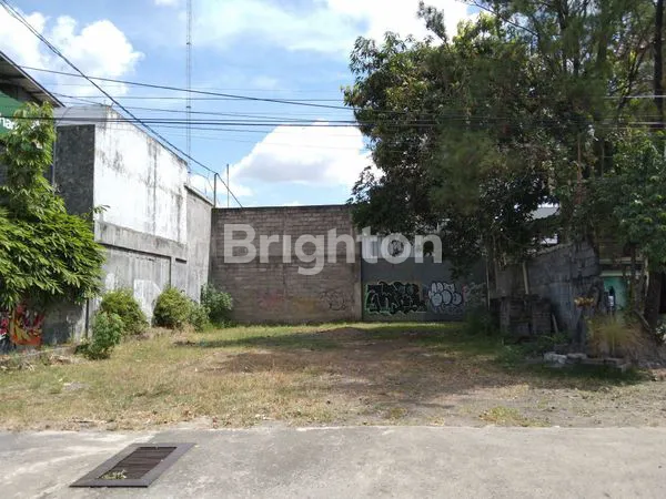 image GUDANG RINGROAD BARAT SELANGKAH IN OUT NEXT TOL JOGLOSEMAR (3)