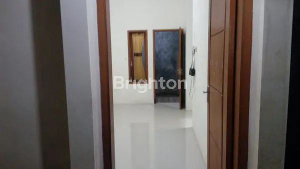 image RUMAH MINIMALIS SIAP HUNI AREA SAWOJAJAR (2)
