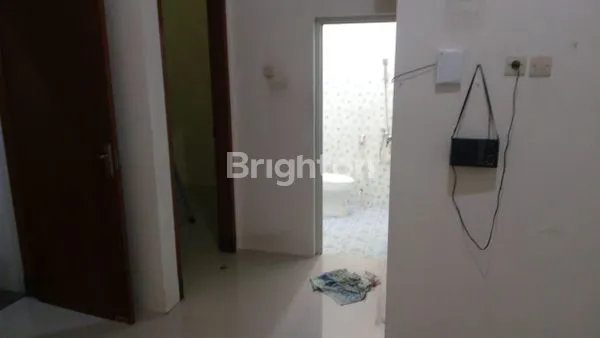 image RUMAH MINIMALIS SIAP HUNI AREA SAWOJAJAR (5)