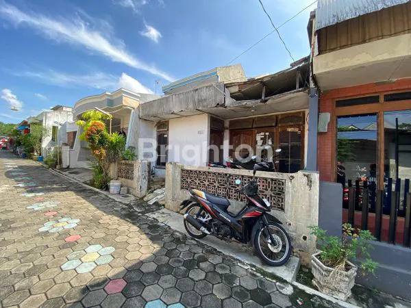 image TANAH BONUS BANGUNAN RUMAH BANYUMANIK SEMARANG SELATAN (2)