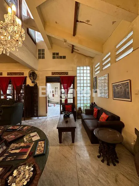 image RUMAH ANTIK DI GANDARIA, KEBAYORAN BARU (8)
