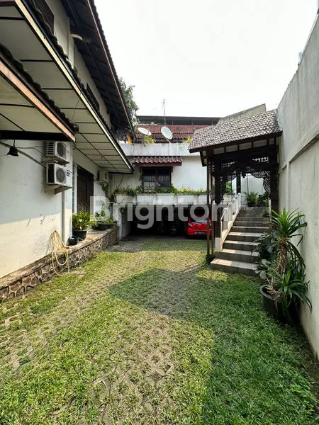image RUMAH ANTIK DI GANDARIA, KEBAYORAN BARU (1)