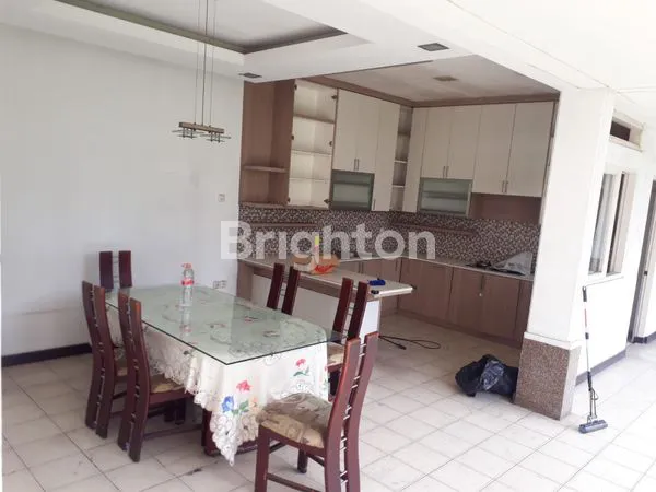 image RUMAH HERITAGE TERAWAT DI KAWASAN BANDUNG UTARA (8)