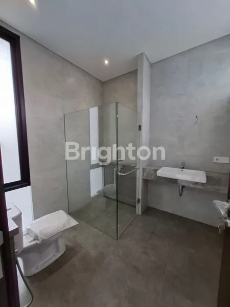 image RUMAH BARU STAMFORT PLACE (4)