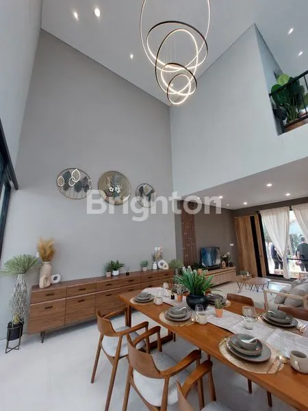 image RUMAH MODERN DAN KONSEP MEWAH AREA TIDAR MALANG HARGA 1 M AN (3)