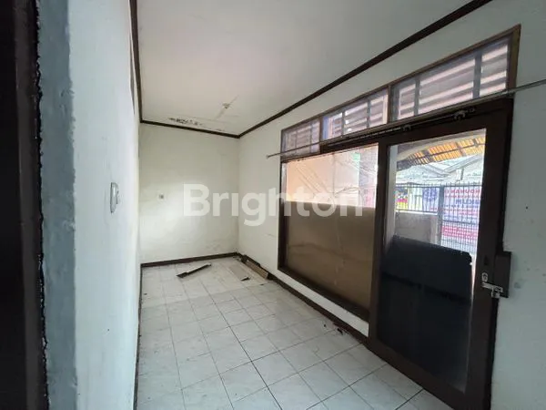 image RUMAH 2 LANTAI DI PINGGIR JALAN RAYA CIPINANG MUARA, JAKARTA TIMUR (2)