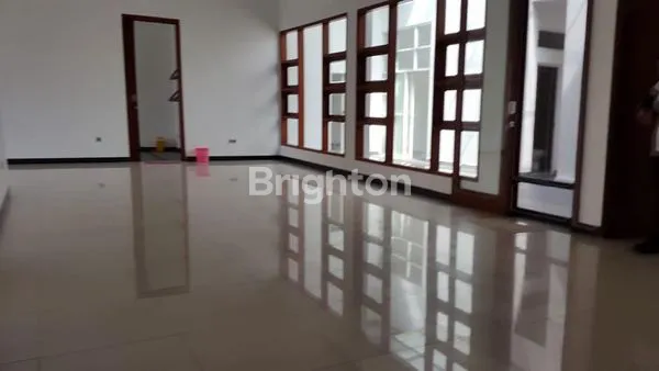 image RUMAH 2 LANTAI SIAP HUNI DHARMAHUSADA (3)