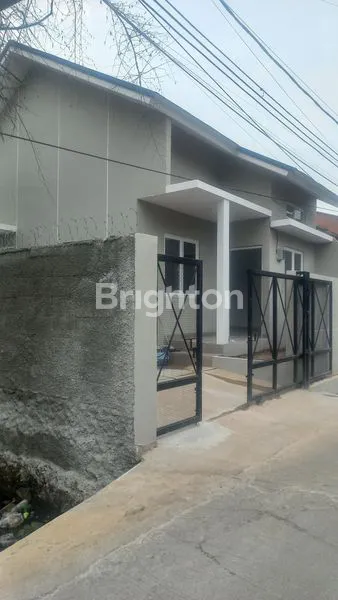 RUMAH BARU RENOV LOKASI STRATEGIS DEKAT GALAKSI DAN CIKUNIR