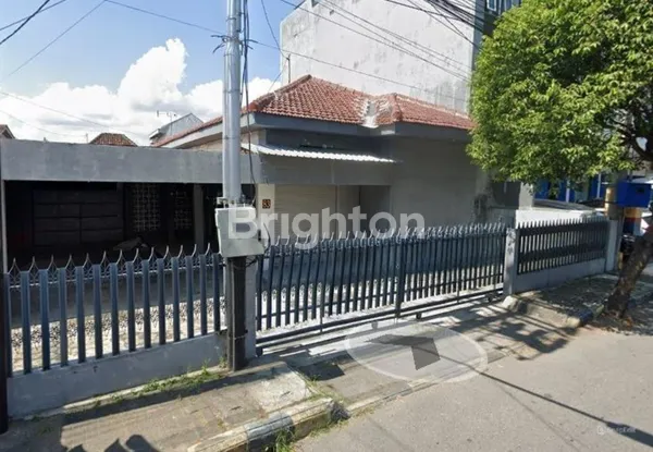 image DISEWAKAN RUMAH JL THAMRIN MADIUN KOTA (1)