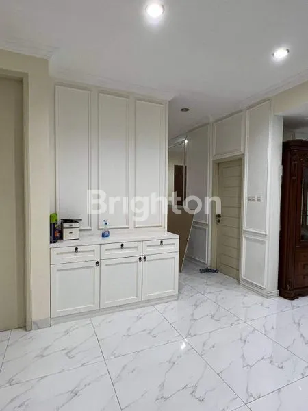 image RUMAH MEWAH LINGKUNGAN AMAN NYAMAN ASRI  STRATEGIS DI SUNTER JAKARTA UTARA (6)