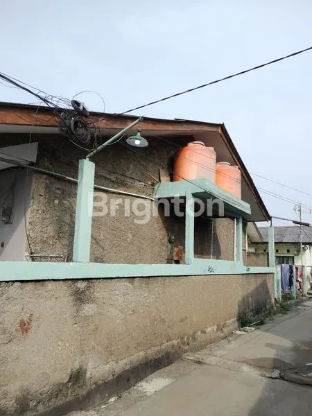 image RUMAH KONTRAKAN DENGAN 13 PINTU HARGA MURAH, DENGAN PEMASUKAN BULANAN CUKUP BESAR (6)