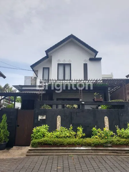 image RUMAH 2 LANTAI MUMBUL JIMBARAN (1)